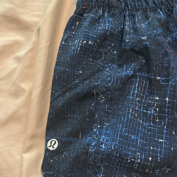 Lululemon Low-Rise Lined, Short 4"
Blue, Size 2 - Picture 3 of 3